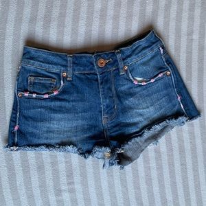 High waist denim shorts
